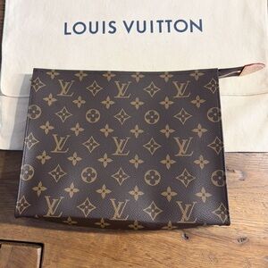 Louis Vuitton Monogram Pochette Toilette